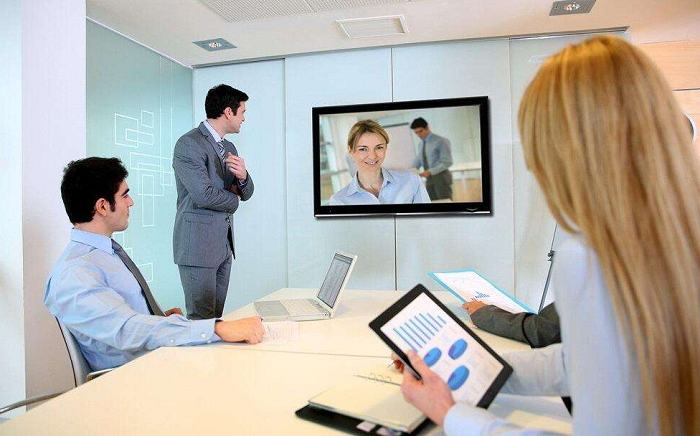 　　中小型视频会议系统怎么布局_奈伍视频会议室快速部署